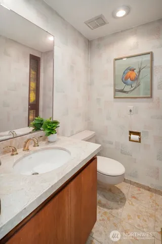 $7,500 | 4723 Lakehurst Lane Southeast, Bellevue, WA 98006