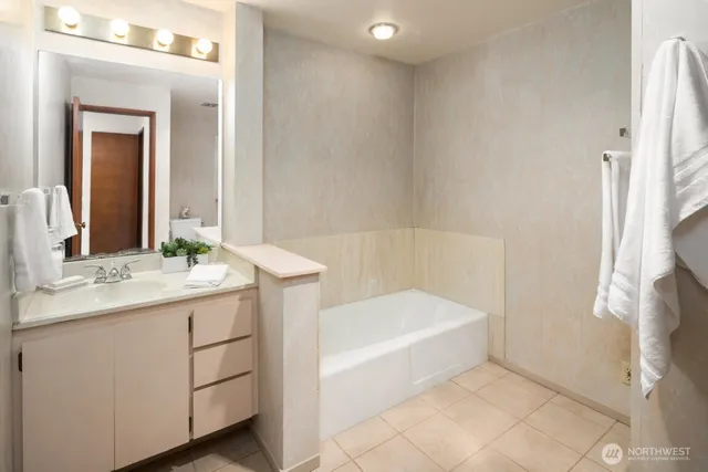 $7,500 | 4723 Lakehurst Lane Southeast, Bellevue, WA 98006