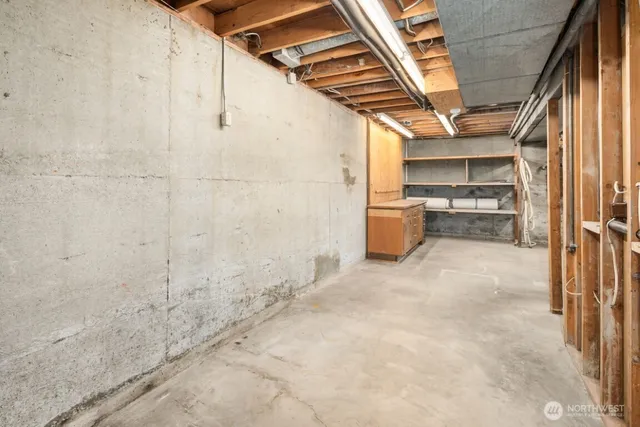 $7,500 | 4723 Lakehurst Lane Southeast, Bellevue, WA 98006