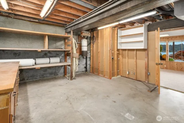 $7,500 | 4723 Lakehurst Lane Southeast, Bellevue, WA 98006