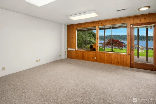 $7,500 | 4723 Lakehurst Lane Southeast, Bellevue, WA 98006