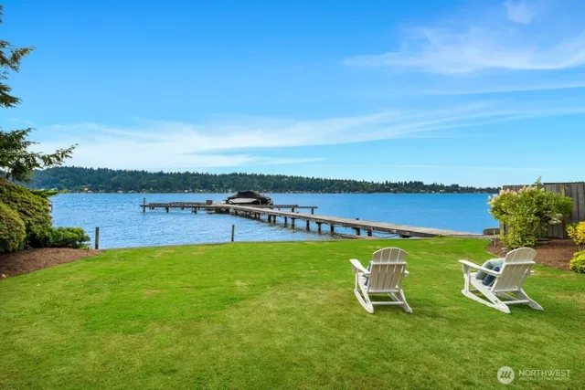 $7,500 | 4723 Lakehurst Lane Southeast, Bellevue, WA 98006