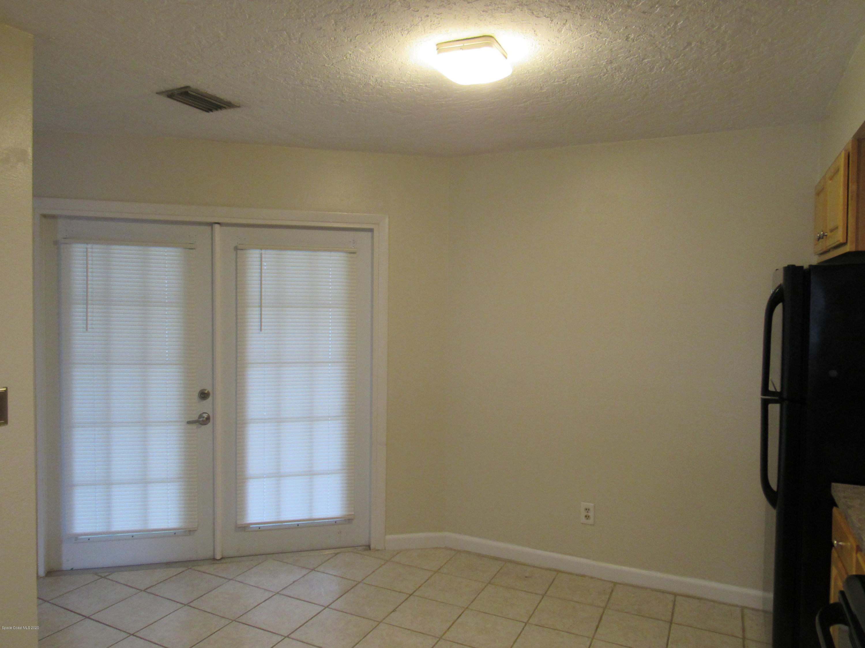 1882 Murrell Road, Unit 39 Rockledge, FL 32955 - Photo 13 of 15 kitchen