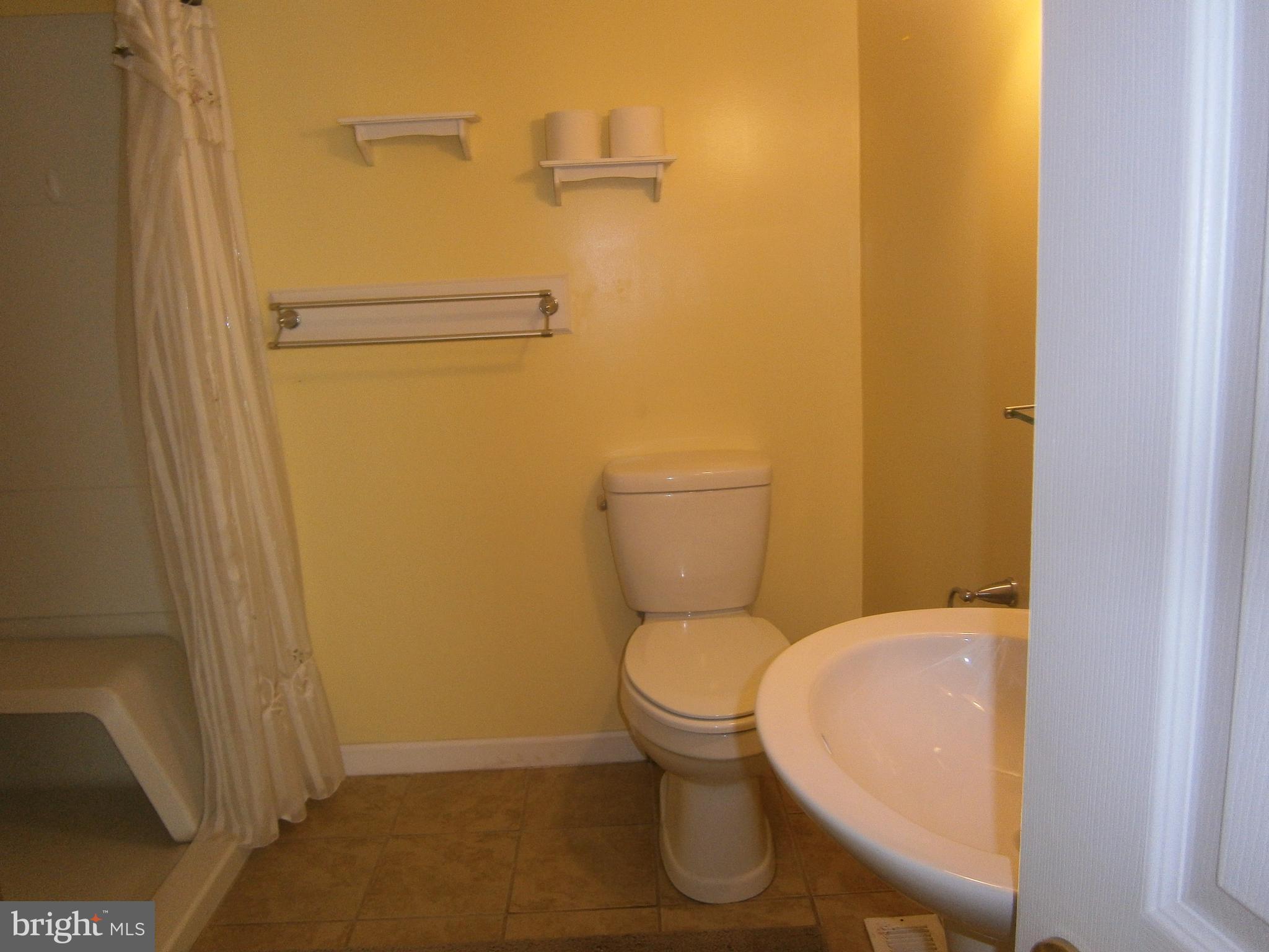 134 South Dupont Road Penns Grove, NJ 08069 - Photo 14 of 23 Gallery Image 14