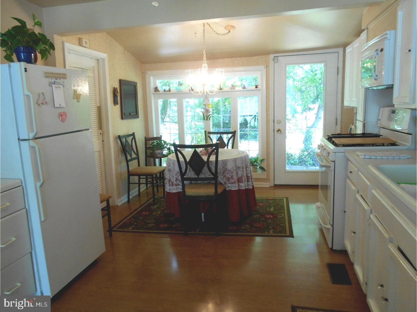 134 South Dupont Road Penns Grove, NJ 08069 - Photo 3 of 23 Gallery Image 3