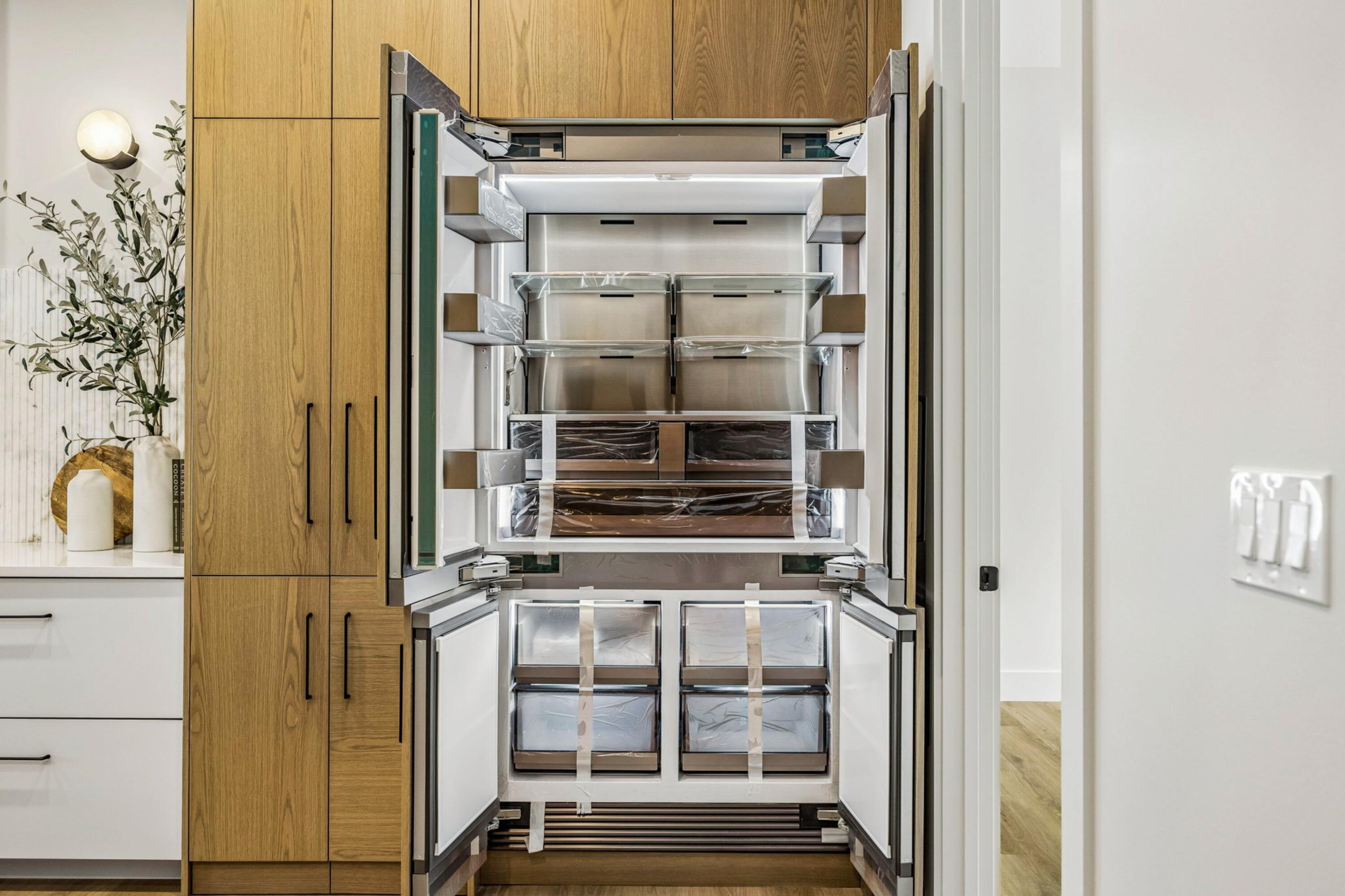 568 Wilkinson Road Northeast Cleveland, TN 37323 - Photo 11 of 67 KITCHEN OPEN FRIDGE DOORS