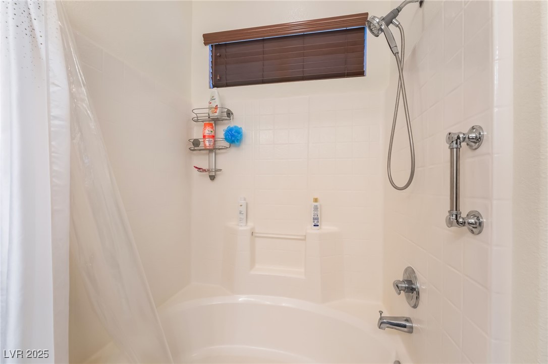 4732 Adriano Way Pahrump, NV 89061 - Photo 29 of 44 Bathroom with shower / tub combo