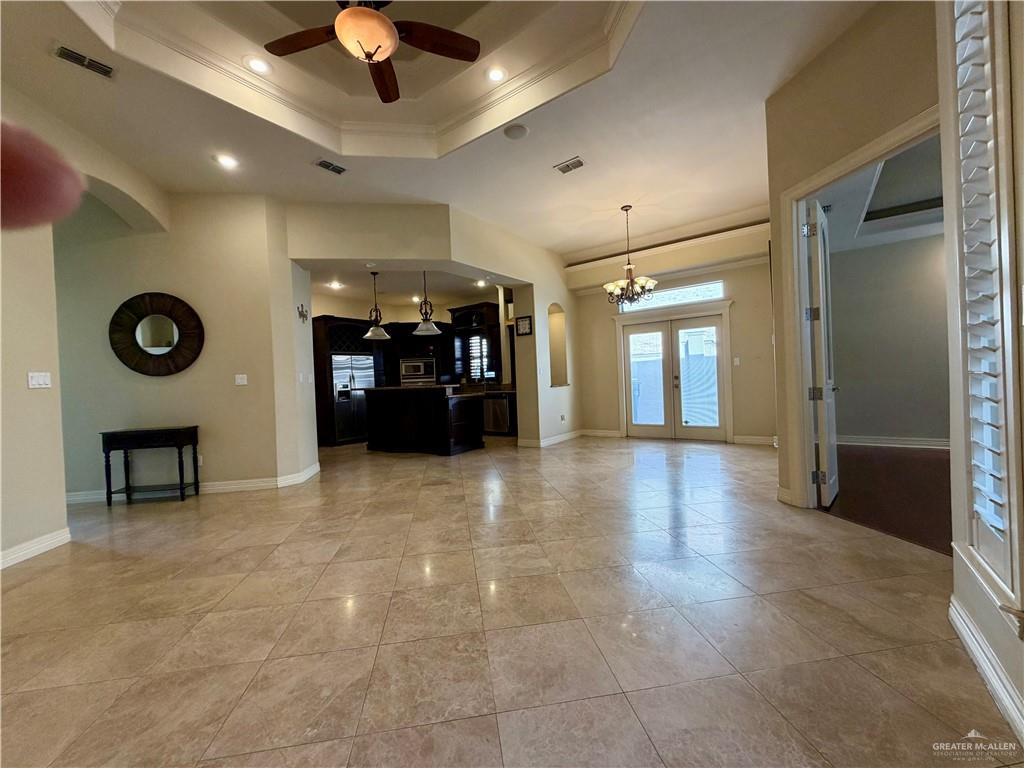 4101 Tyler Avenue McAllen, TX 78503 - Photo 11 of 12 a view of a livingroom with furniture