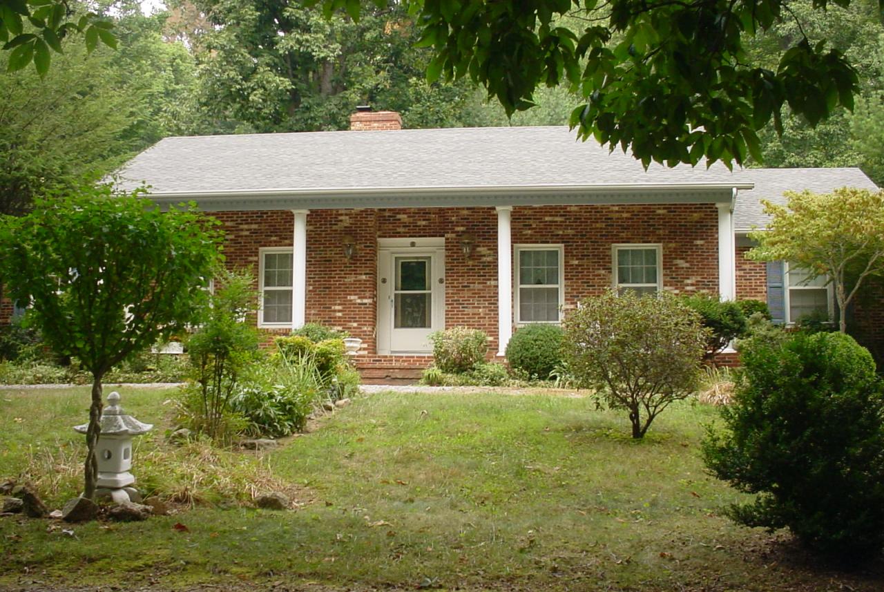 290 Masons Knob Road Boones Mill, VA 24065 - Photo 1 of 1 Front