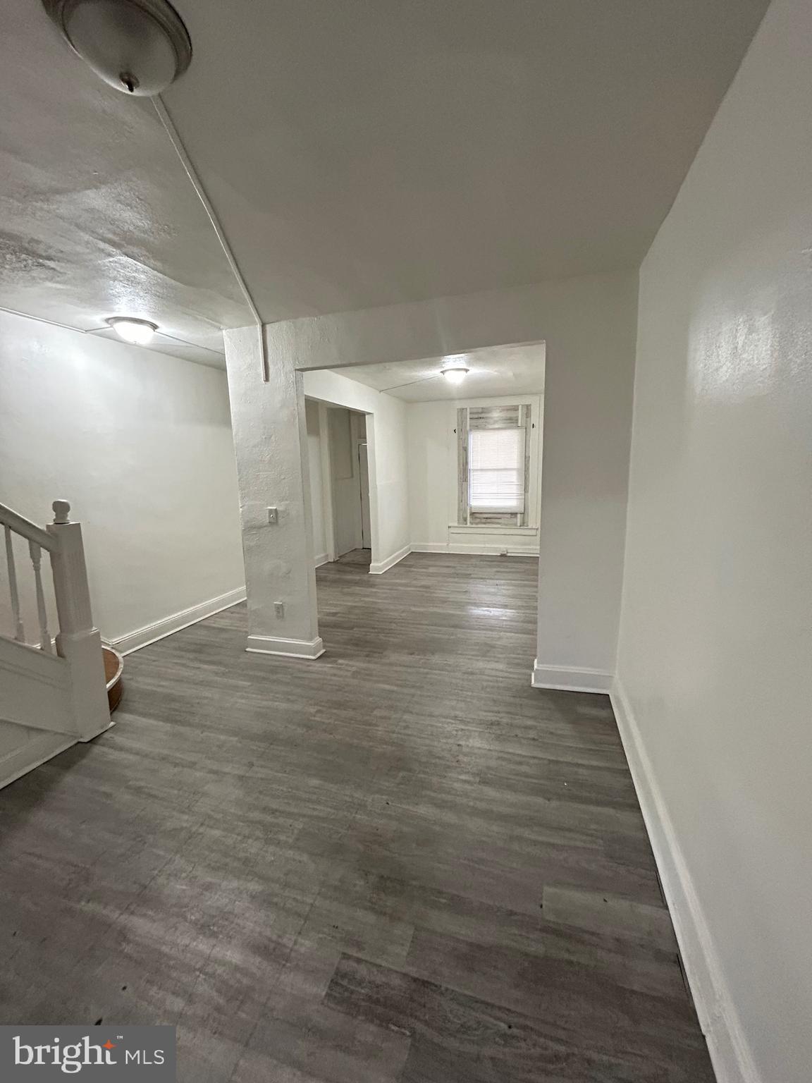 2015 Sinclair Lane Baltimore, MD 21213 - Photo 3 of 8 Living/dining area