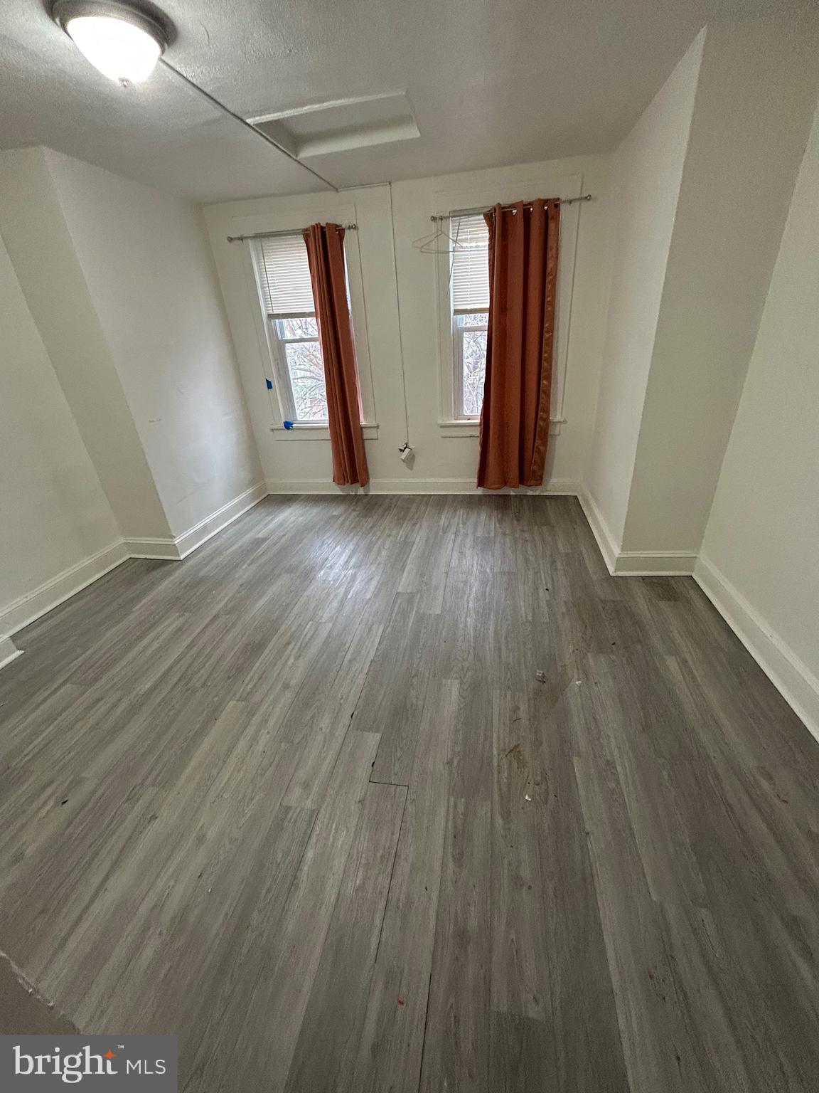 2015 Sinclair Lane Baltimore, MD 21213 - Photo 5 of 8 Bedroom 1