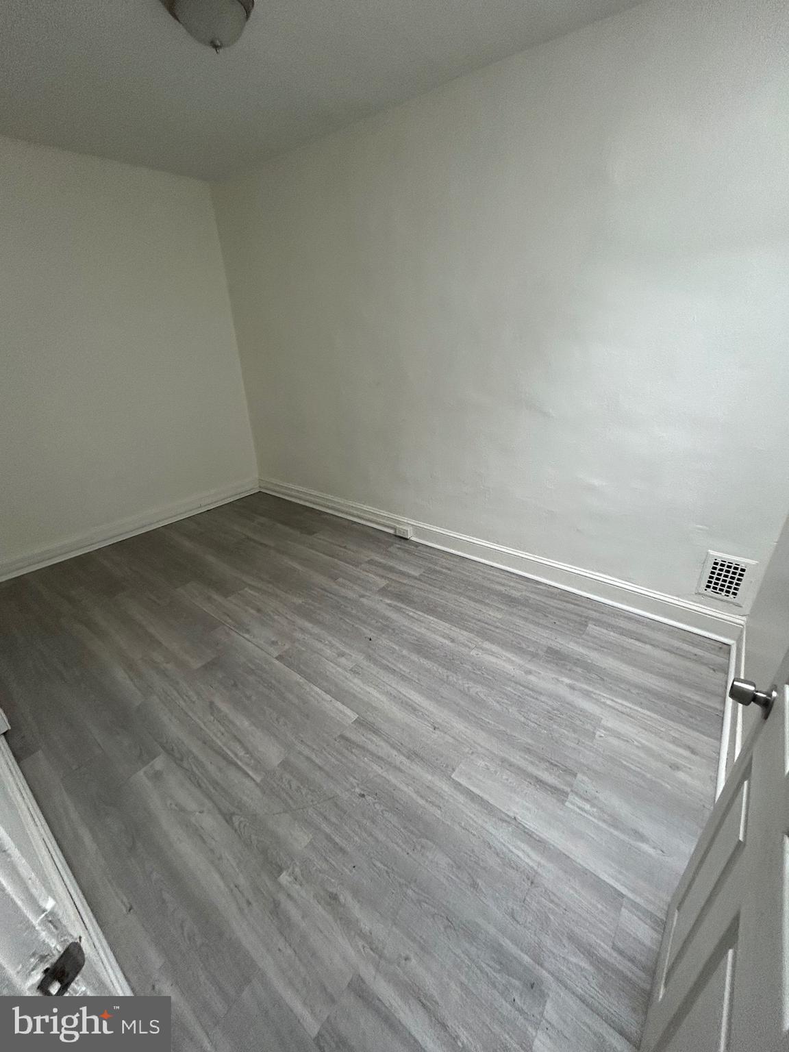 2015 Sinclair Lane Baltimore, MD 21213 - Photo 6 of 8 Bedroom 2