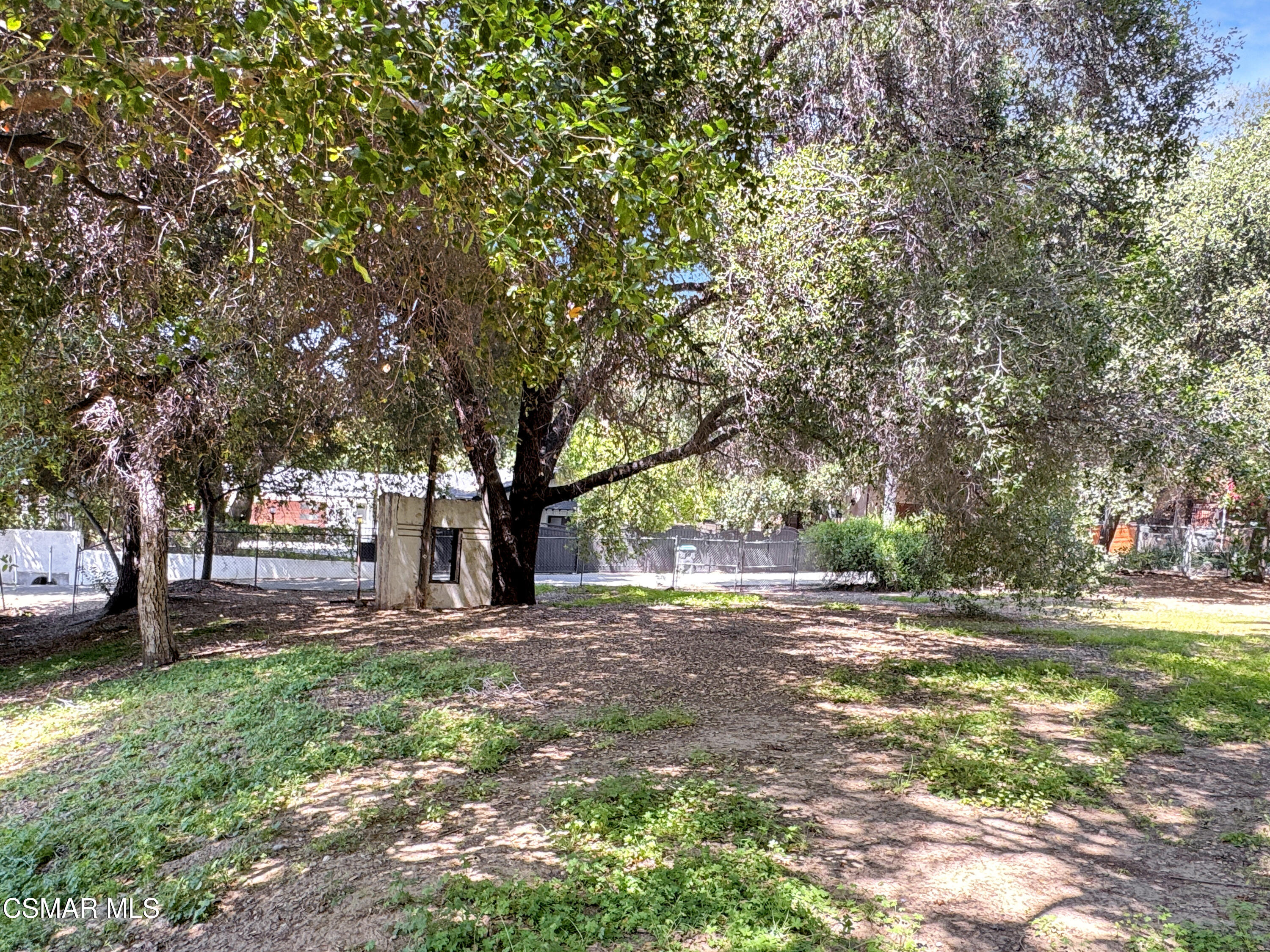 22950 Humming Bird Way Calabasas, CA 91302 - Photo 18 of 41 6 20