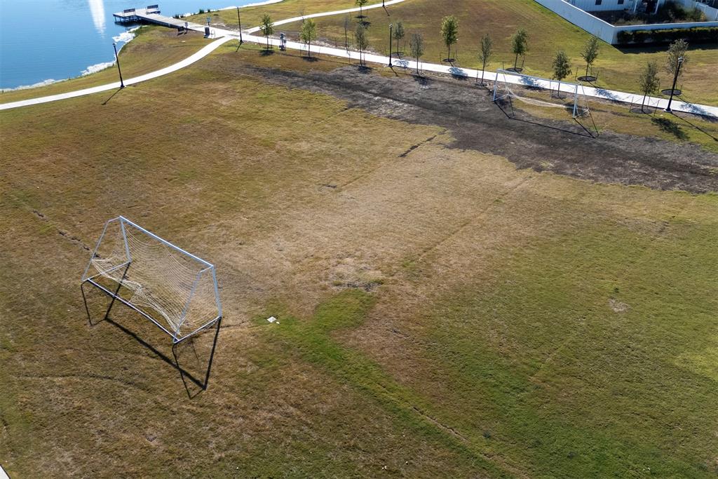 194 Heritage Ml Trail Elgin, TX 78621 - Photo 25 of 25 a view of a indoor basketball court