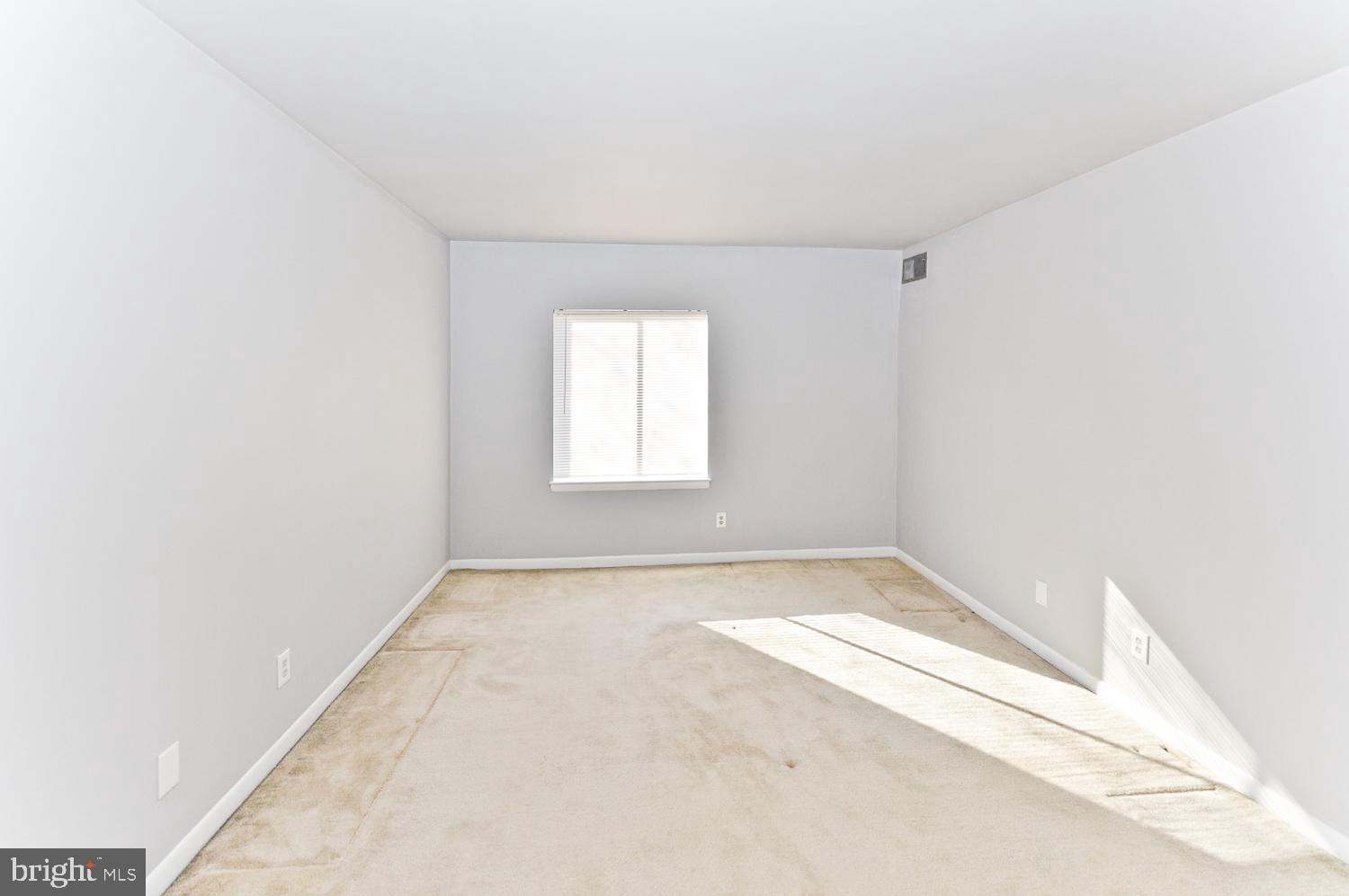 11238 Cherry Hill Road, Unit 40 Beltsville, MD 20705 - Photo 20 of 33 Master Bedroom