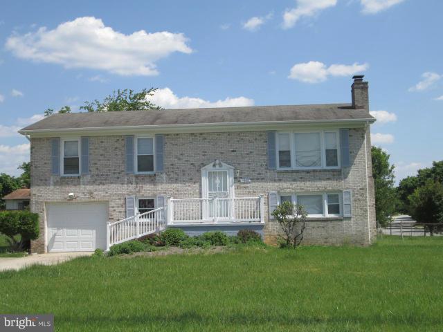 11608 Piscataway Road Clinton, MD 20735 - Photo 1 of 27 Exterior (Front)