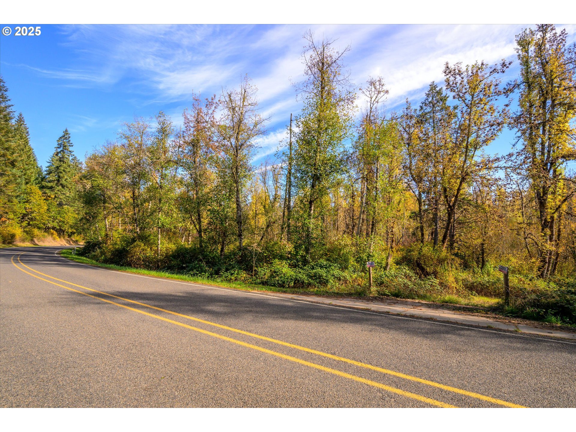 Siuslaw River Road Lorane, OR 97451 - Photo 5 of 41