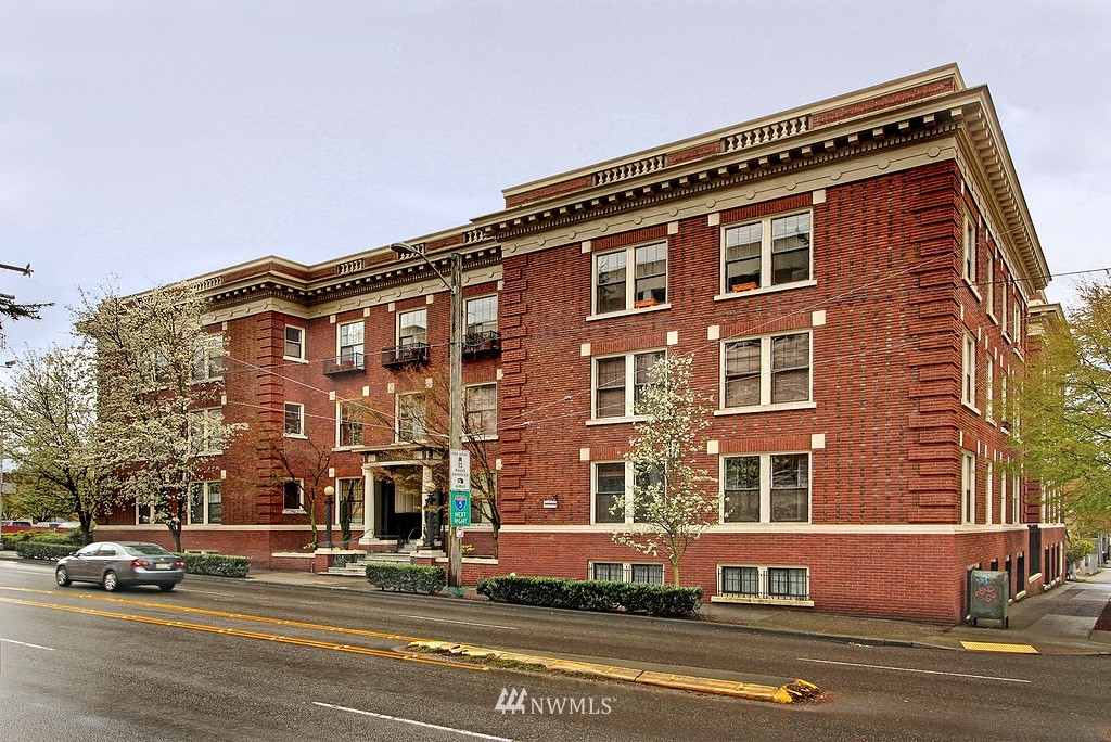 615 Boren Avenue, Unit 27 Seattle, WA 98104 - Photo 19 of 19