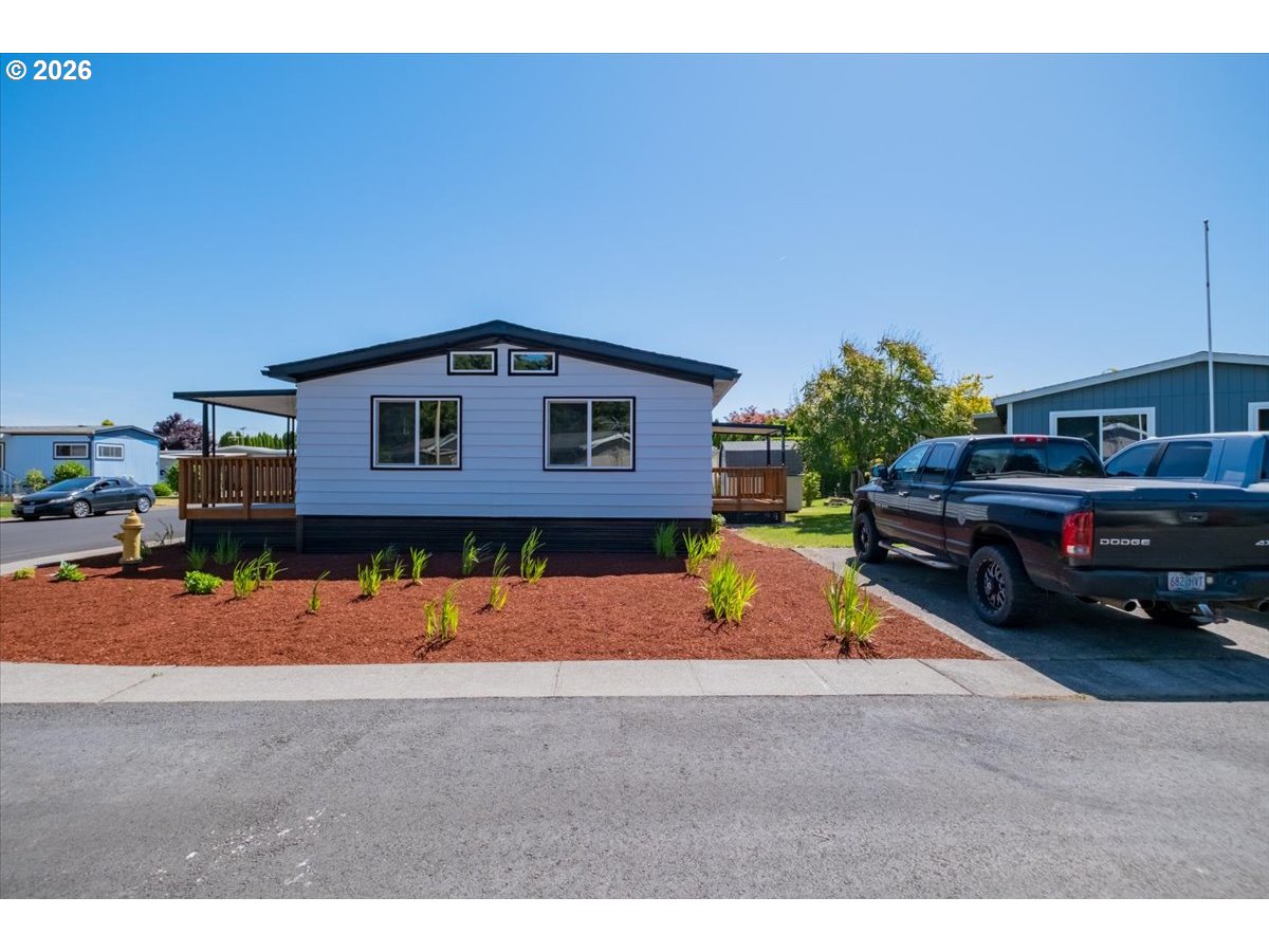 5422 Portland Road Northeast, Unit 79 Salem, OR 97305 - Photo 47 of 48