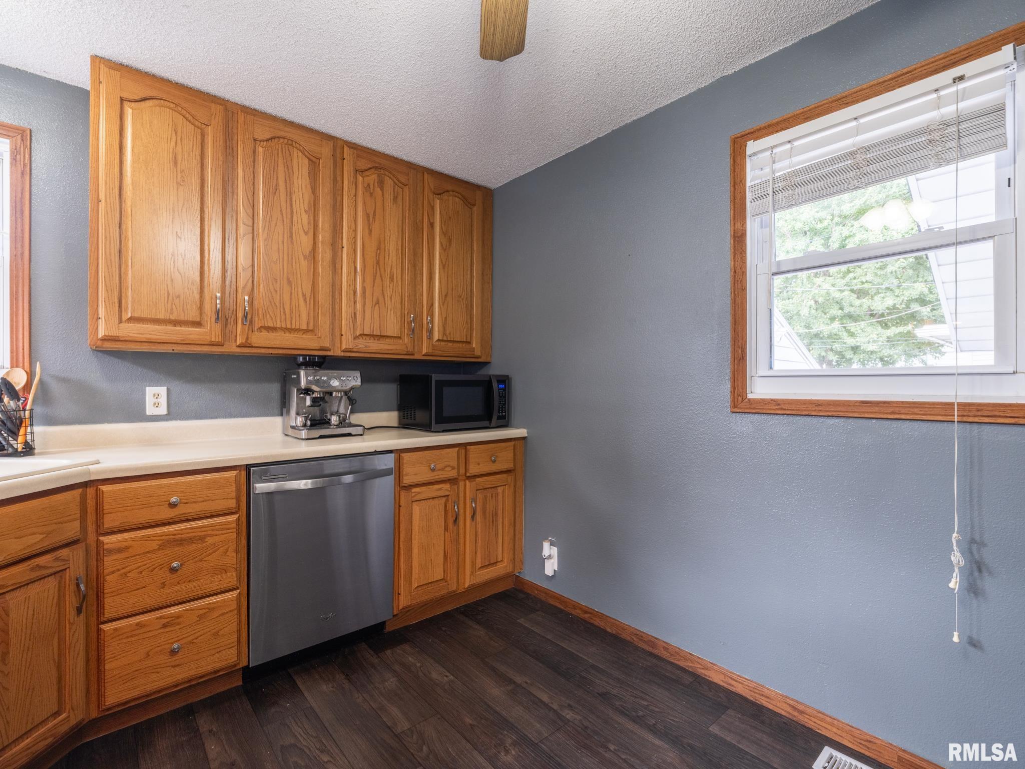 1307 State Street Pekin, IL 61554 - Photo 21 of 50