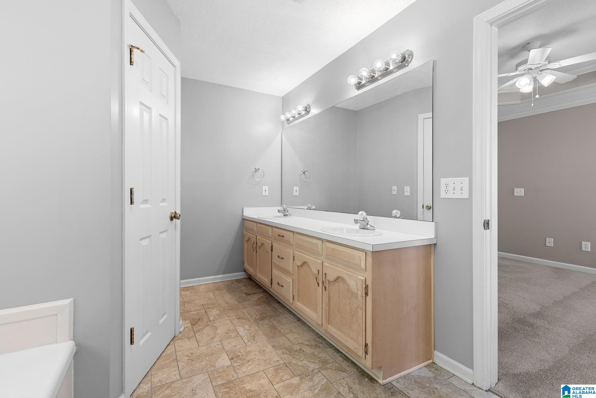 152 Lake Terrace Alabaster, AL 35007 - Photo 17 of 23