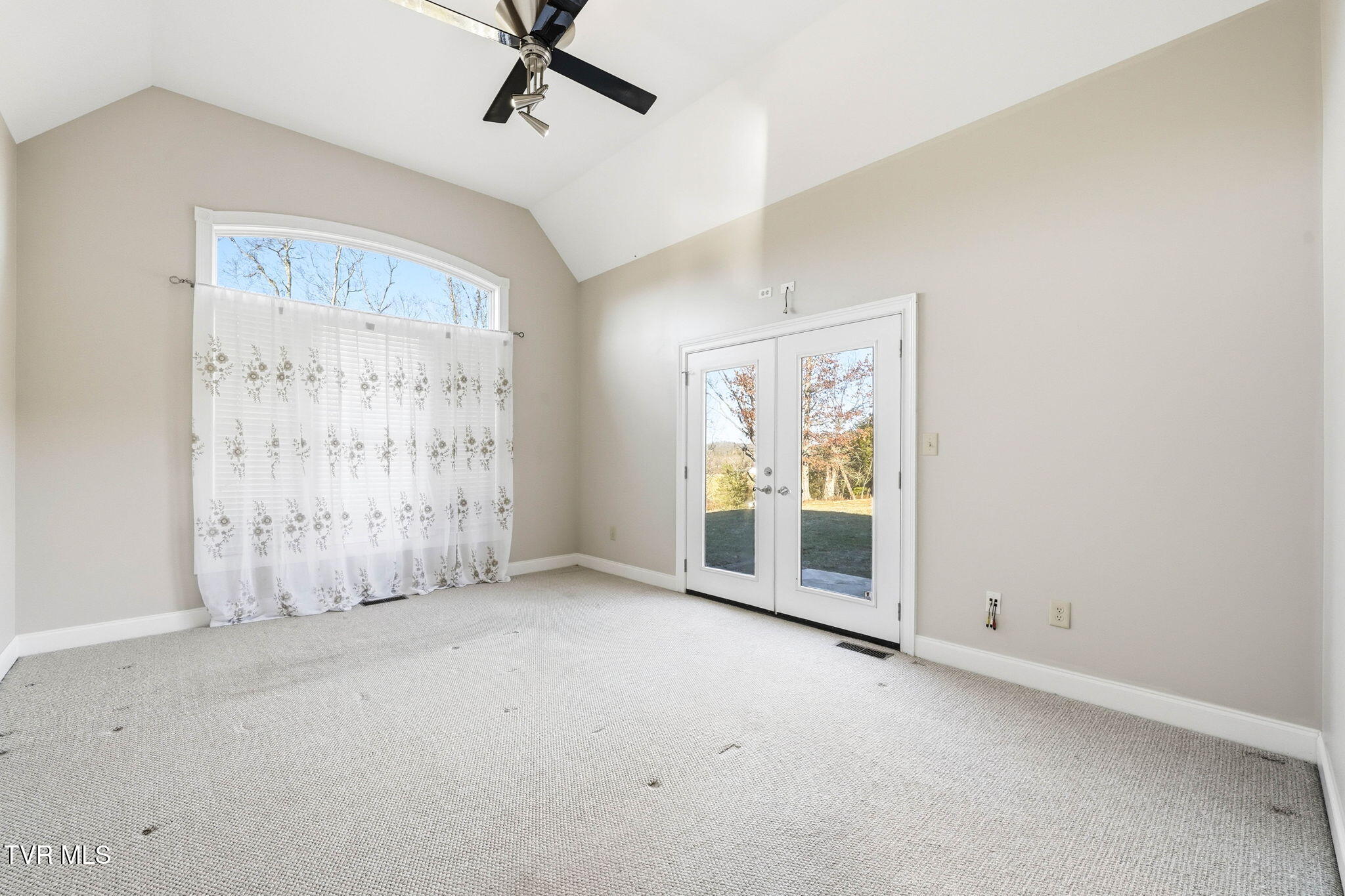 389 Worley Vance Road Bluff City, TN 37618 - Photo 14 of 59 17-web-or-mls-389 Worley Vance_Rd-23