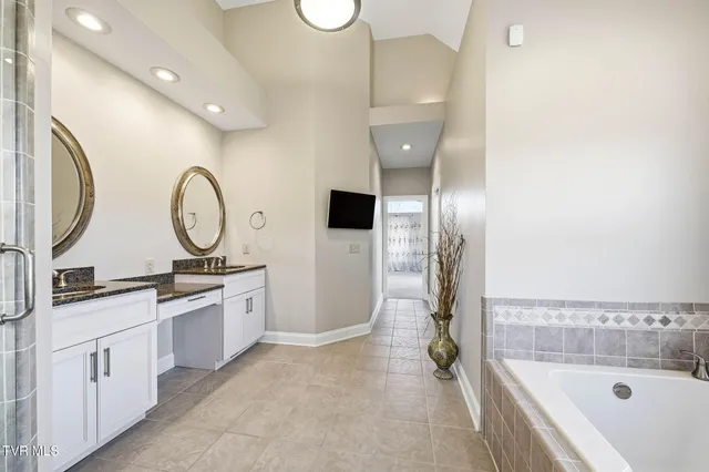 $725,000 | 389 Worley Vance Road, Bluff City, TN 37618