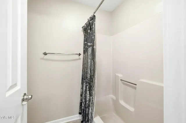 $725,000 | 389 Worley Vance Road, Bluff City, TN 37618