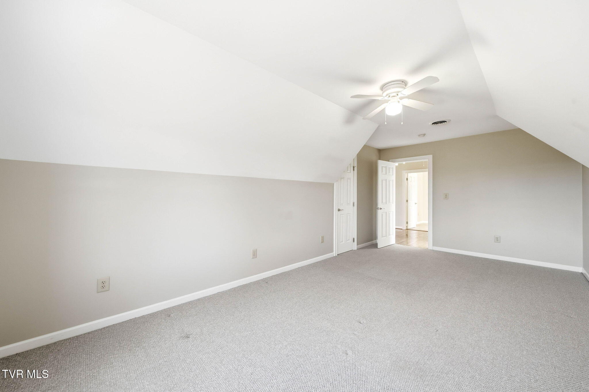 389 Worley Vance Road Bluff City, TN 37618 - Photo 31 of 59 26-web-or-mls-389 Worley Vance_Rd-31