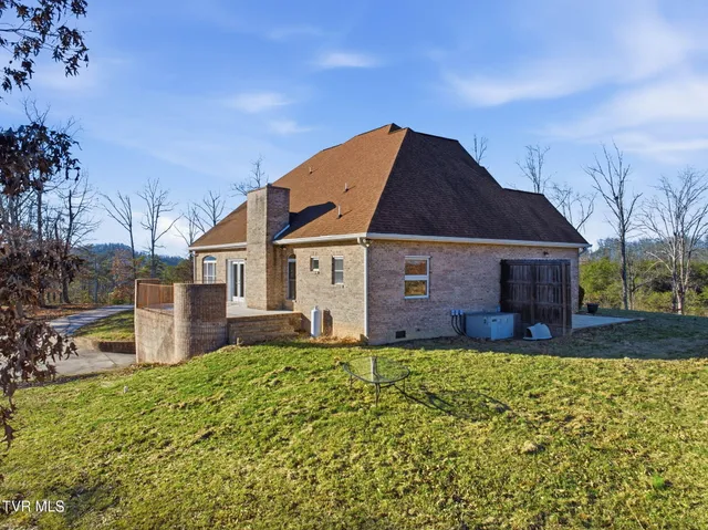 $725,000 | 389 Worley Vance Road, Bluff City, TN 37618