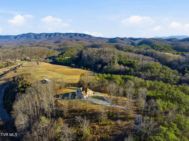 $725,000 | 389 Worley Vance Road, Bluff City, TN 37618