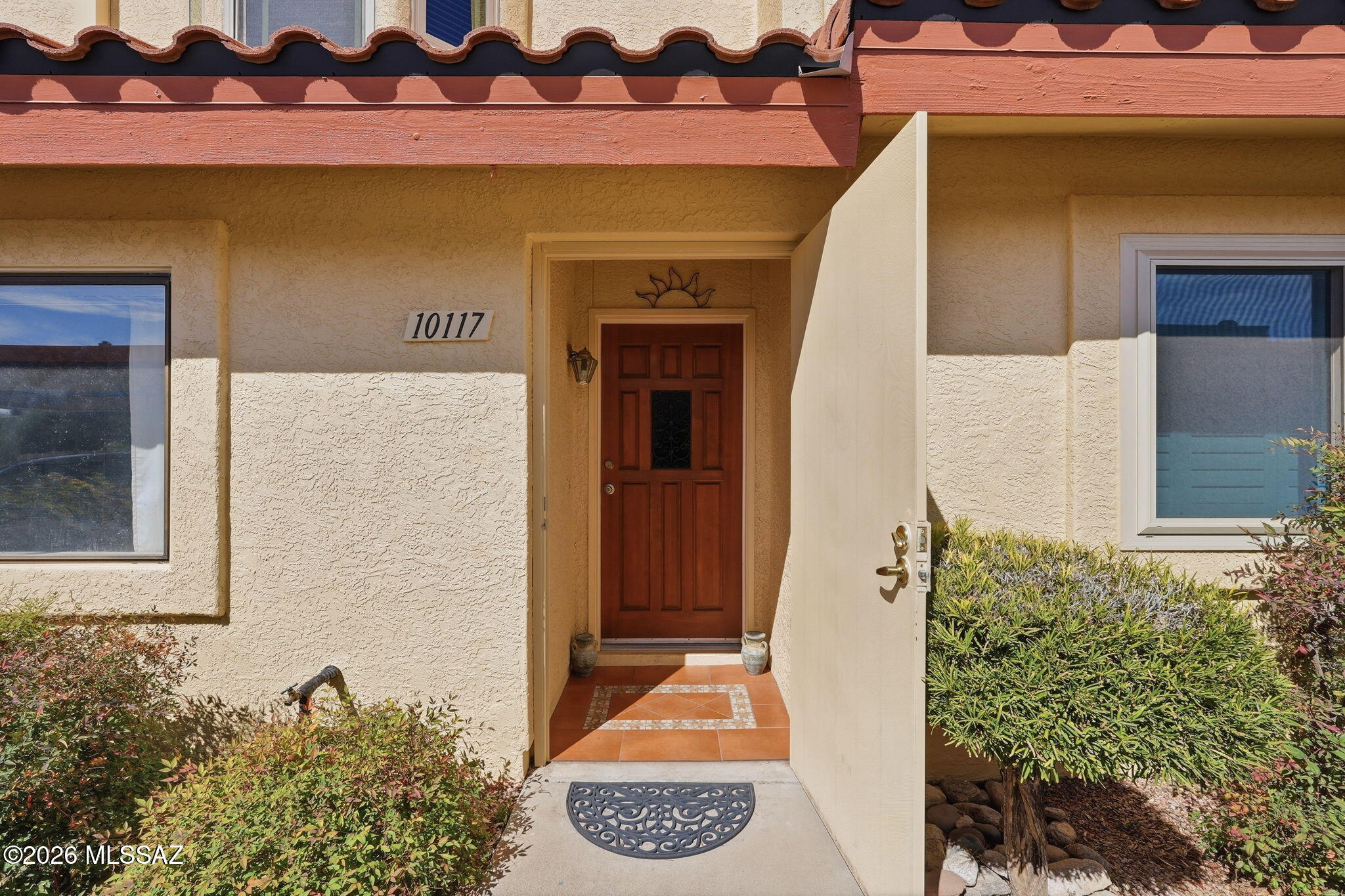 10117 East Arizmo Street Tucson, AZ 85748 - Photo 3 of 38