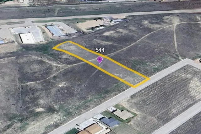 $79,900 | 544 Emigrant Drive, Glenrock, WY 82637