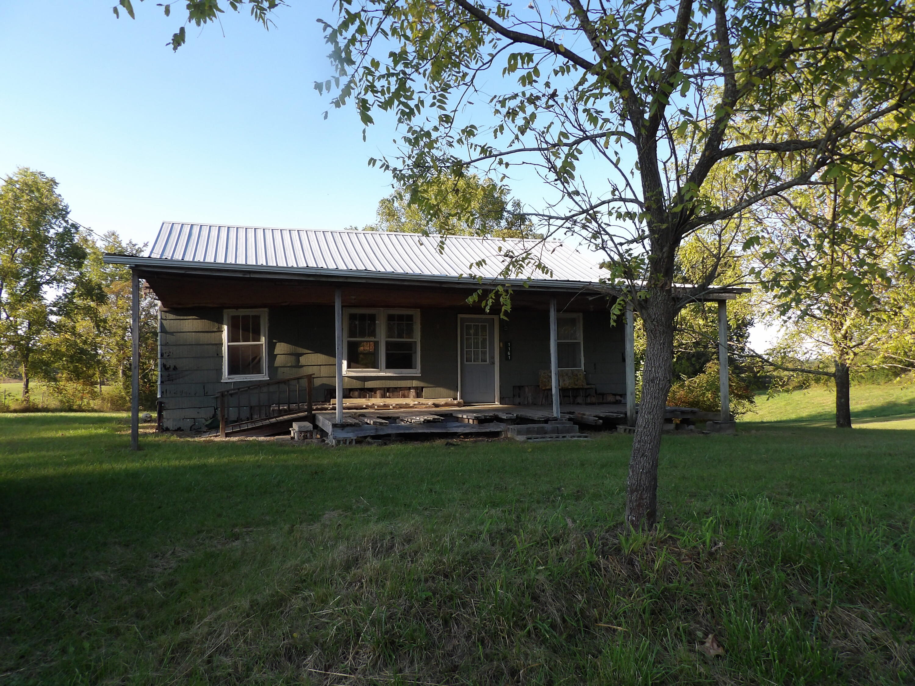 1161 Panter Bottom Road Pikeville, TN 37367 - Photo 1 of 19 100_3357