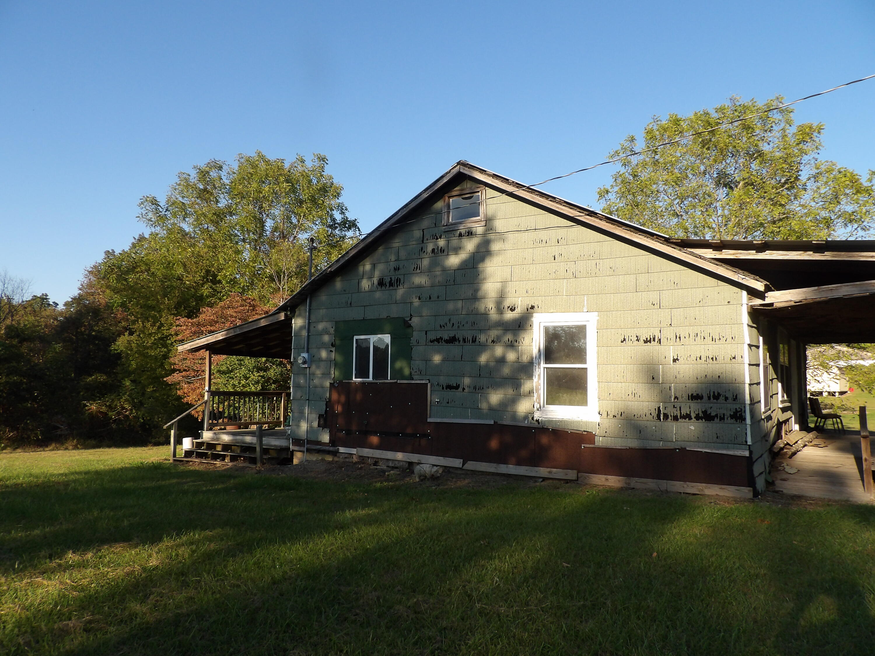 1161 Panter Bottom Road Pikeville, TN 37367 - Photo 8 of 19 100_3374