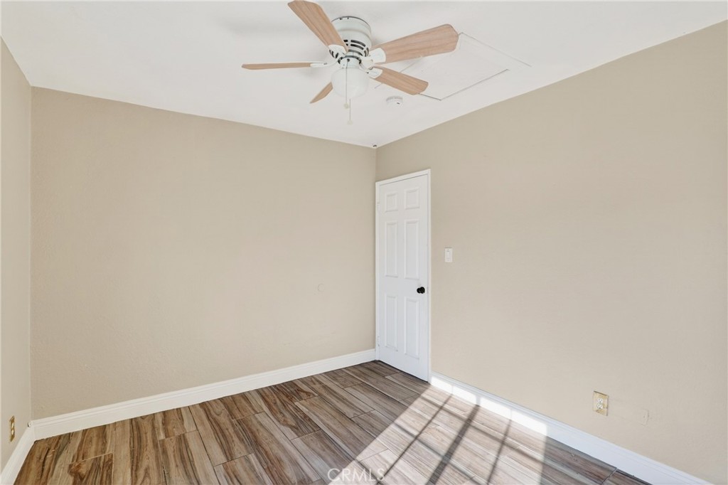 806 West Spruce Street Compton, CA 90220 - Photo 13 of 29