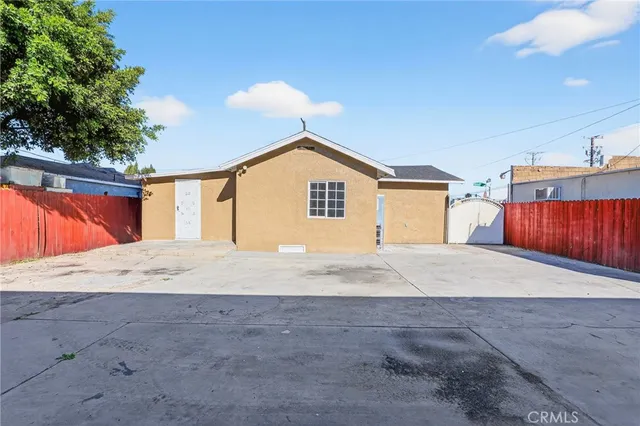 $589,000 | 806 West Spruce Street, Compton, CA 90220