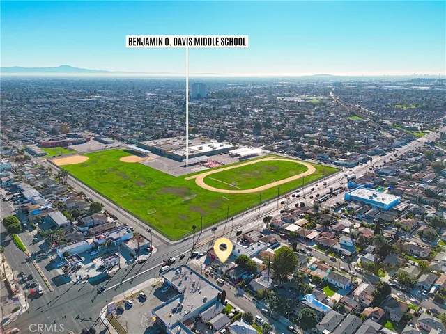 $589,000 | 806 West Spruce Street, Compton, CA 90220