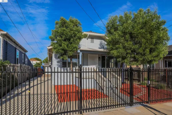 $679,000 | 9644 D Street, Oakland, CA 94603