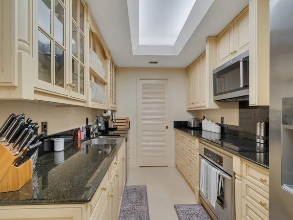 $7,000 | 5680 Florida A1A, Unit 112, Vero Beach, FL 32963