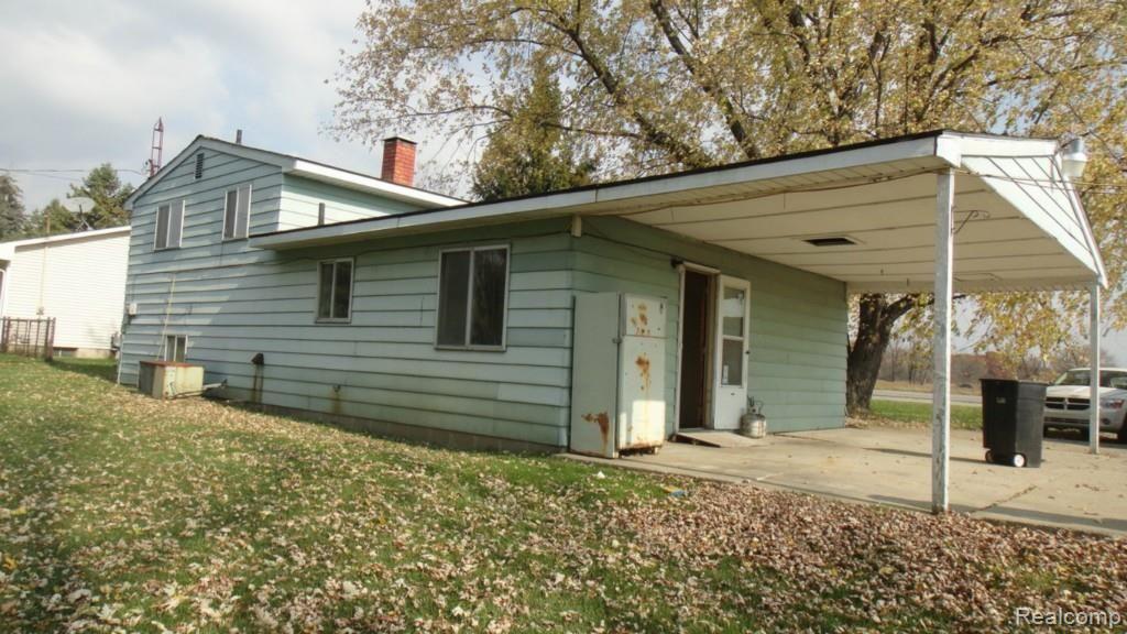 9430 Gale Road Goodrich, MI 48438 - Photo 5 of 24 DSC09824.jpg