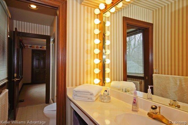 5928 Southgate Road Rochester, MI 48306 - Photo 24 of 24 26.jpg
