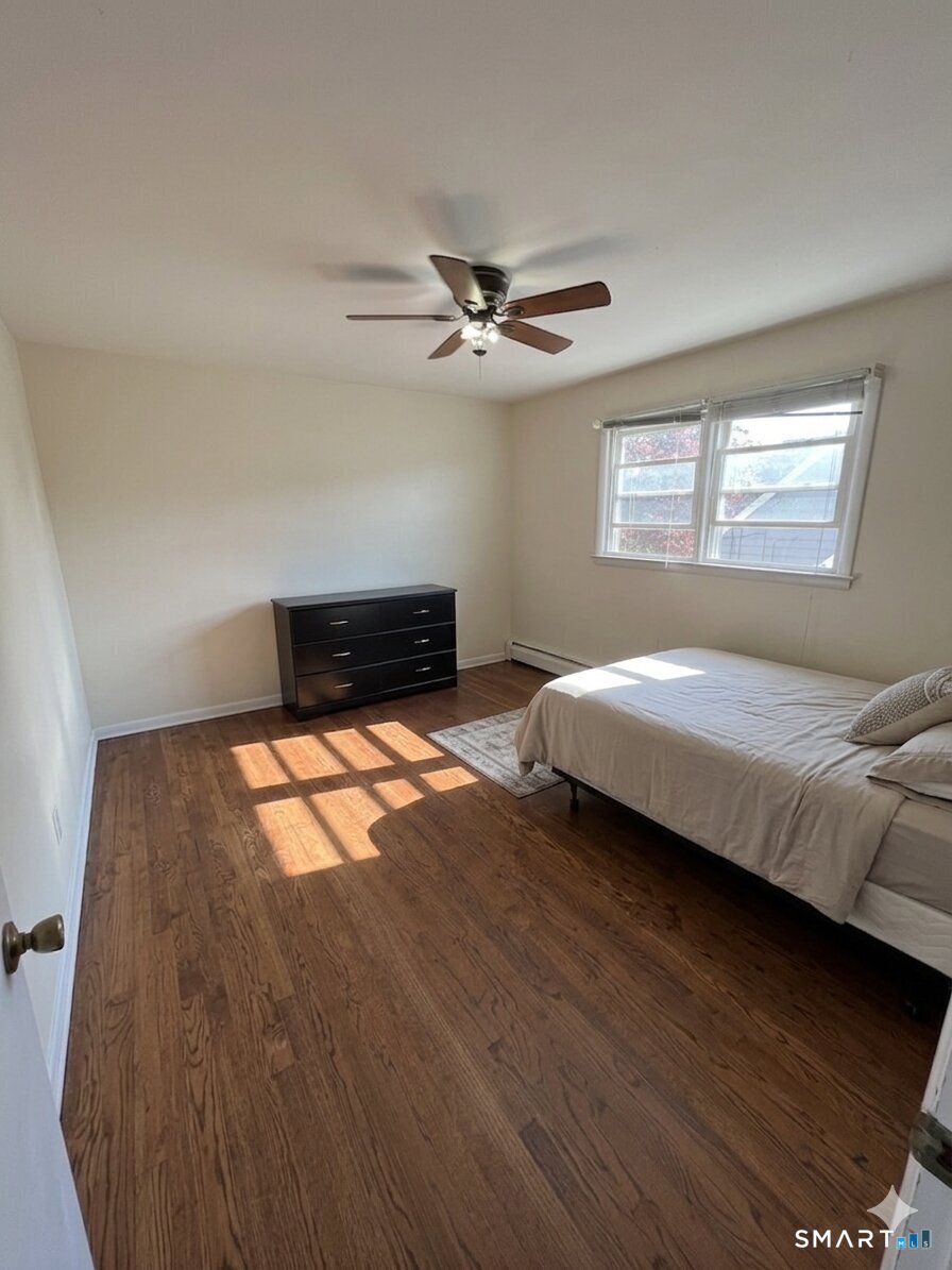 200 Robin Street, Unit 2 Bridgeport, CT 06604 - Photo 8 of 15