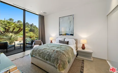 $12,896,999 | 2341 Gloaming Way, Beverly Hills, CA 90210