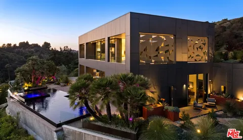 $12,896,999 | 2341 Gloaming Way, Beverly Hills, CA 90210