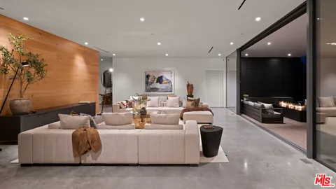 $12,896,999 | 2341 Gloaming Way, Beverly Hills, CA 90210