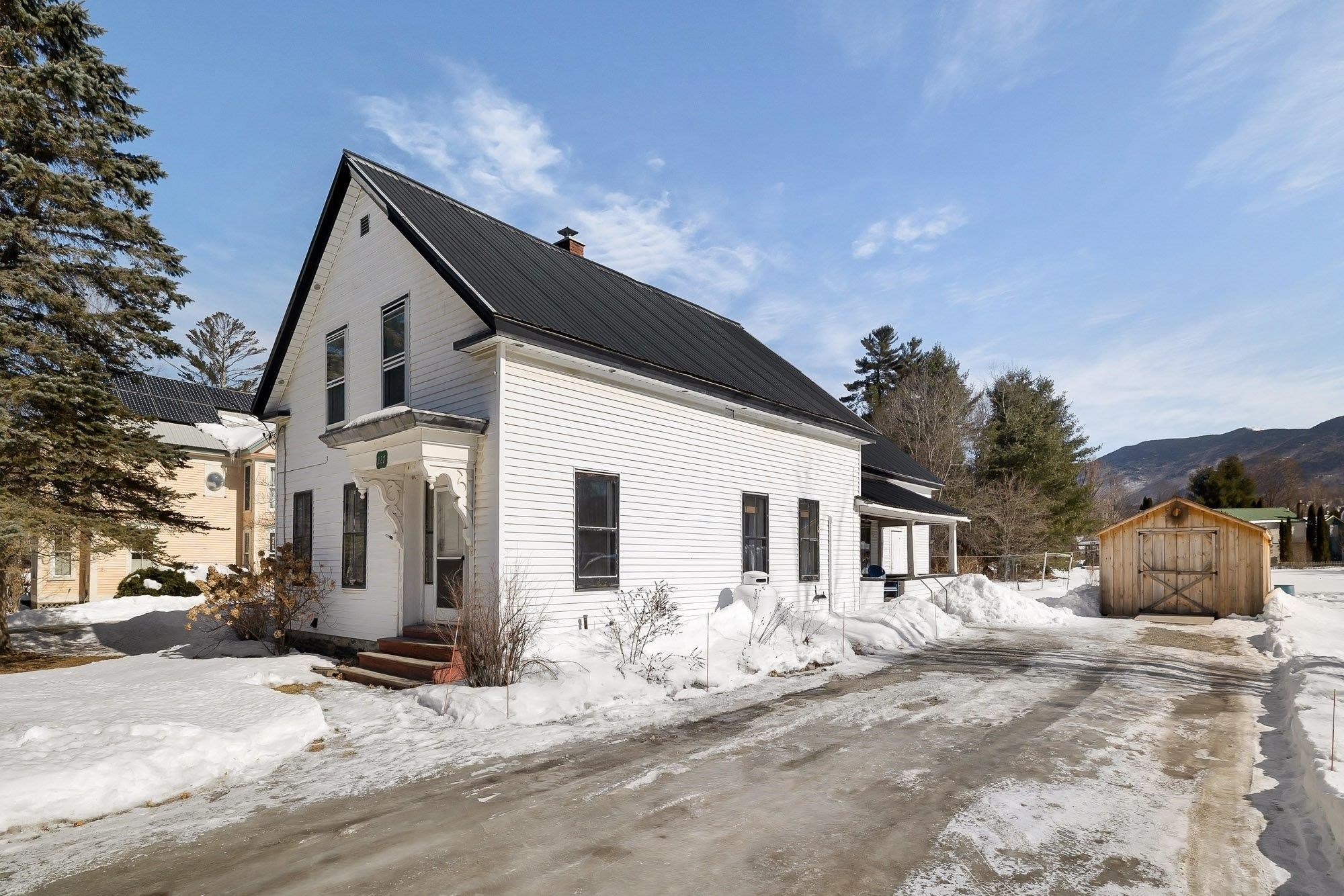 227 Hollow Road Waterbury, VT 05677 - Photo 2 of 44