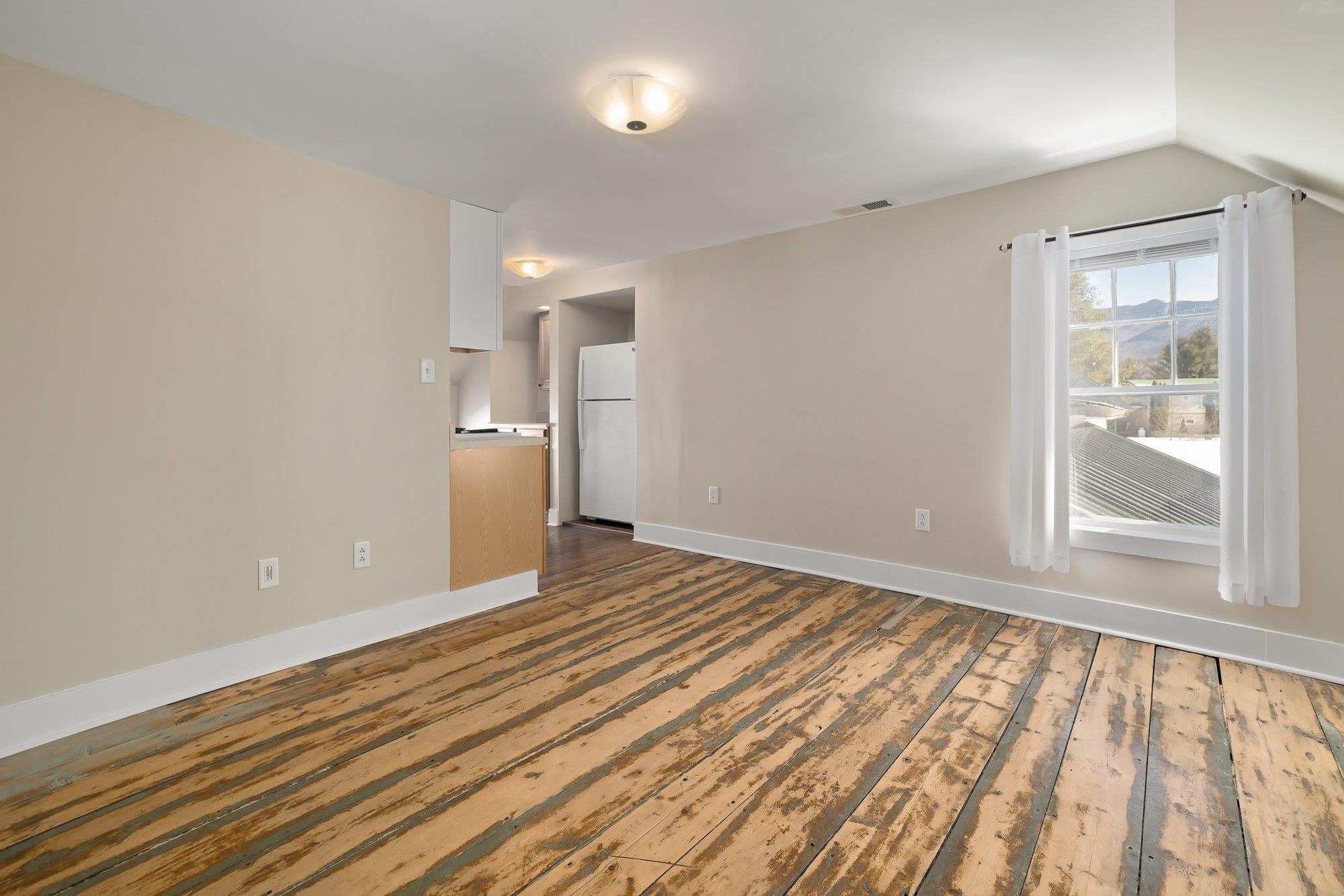 227 Hollow Road Waterbury, VT 05677 - Photo 25 of 44