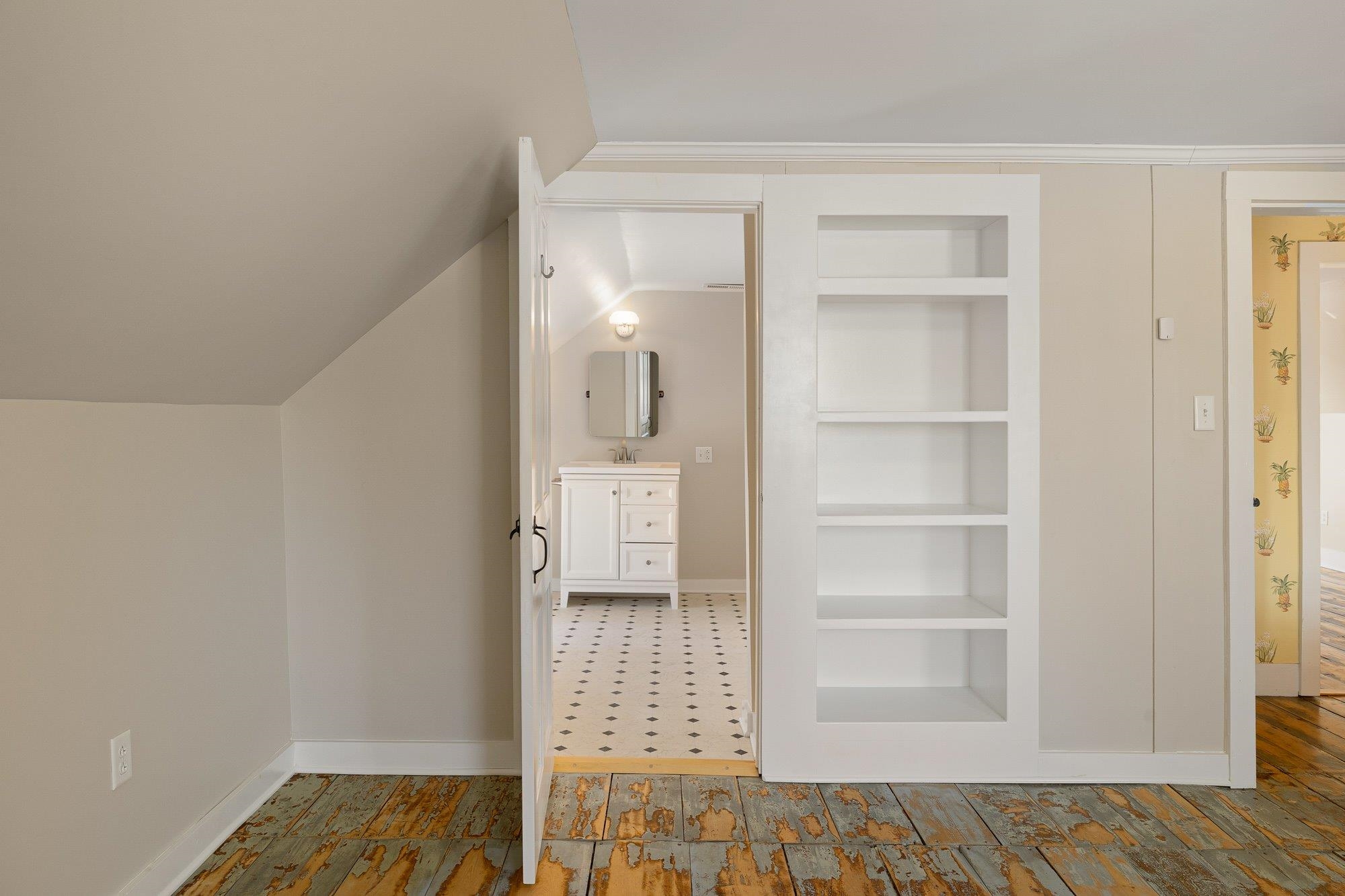 227 Hollow Road Waterbury, VT 05677 - Photo 30 of 44