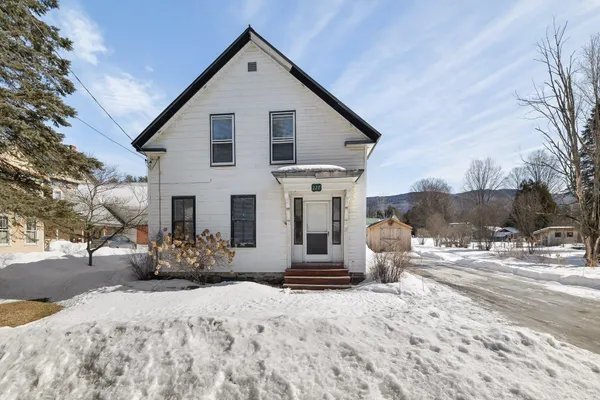 $582,000 | 227 Hollow Road, Waterbury, VT 05677